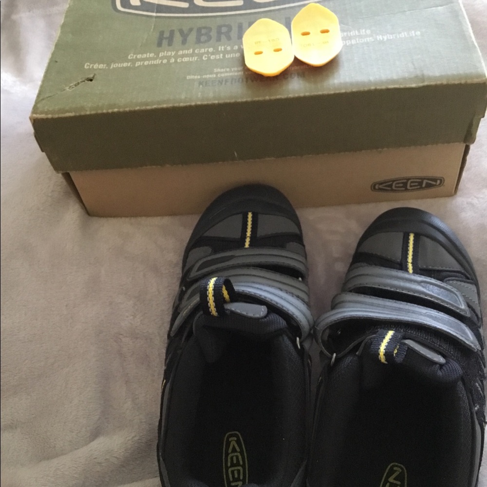 Keen footwear: